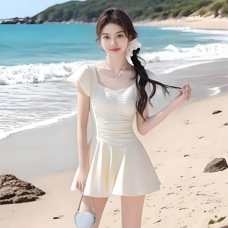 泳衣女款连体纯色裙式甜妹保守显瘦遮肉修身学生温泉度假专业泳衣