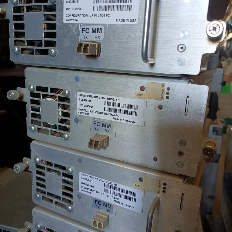 议价~IBM LTO4，UDS3，FC，库，，三台IBM~清库存图片