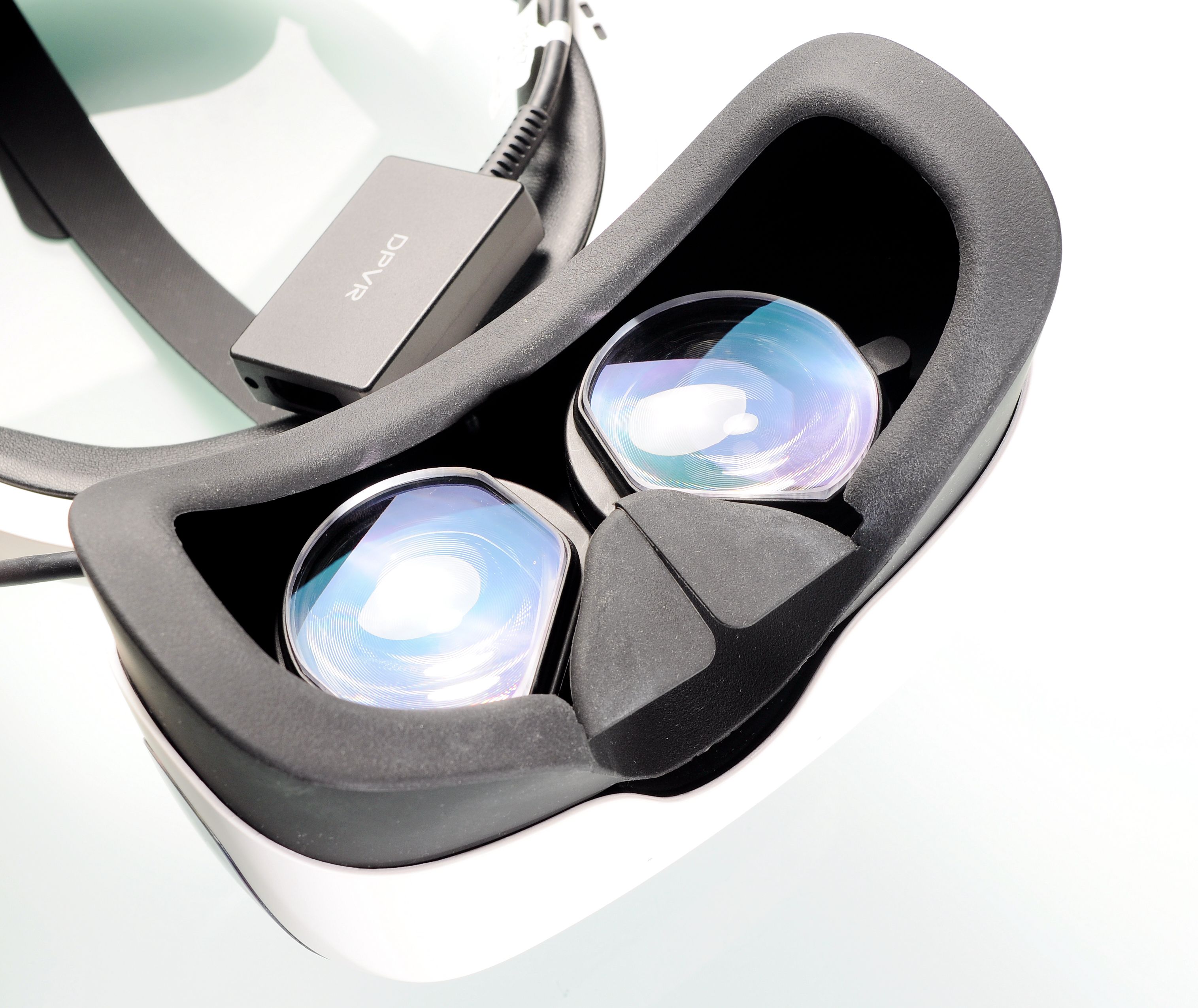 DPVR大朋E4磁吸近视眼镜