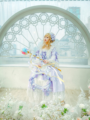 华丽蕾丝花嫁洛丽塔蝴蝶结连衣裙