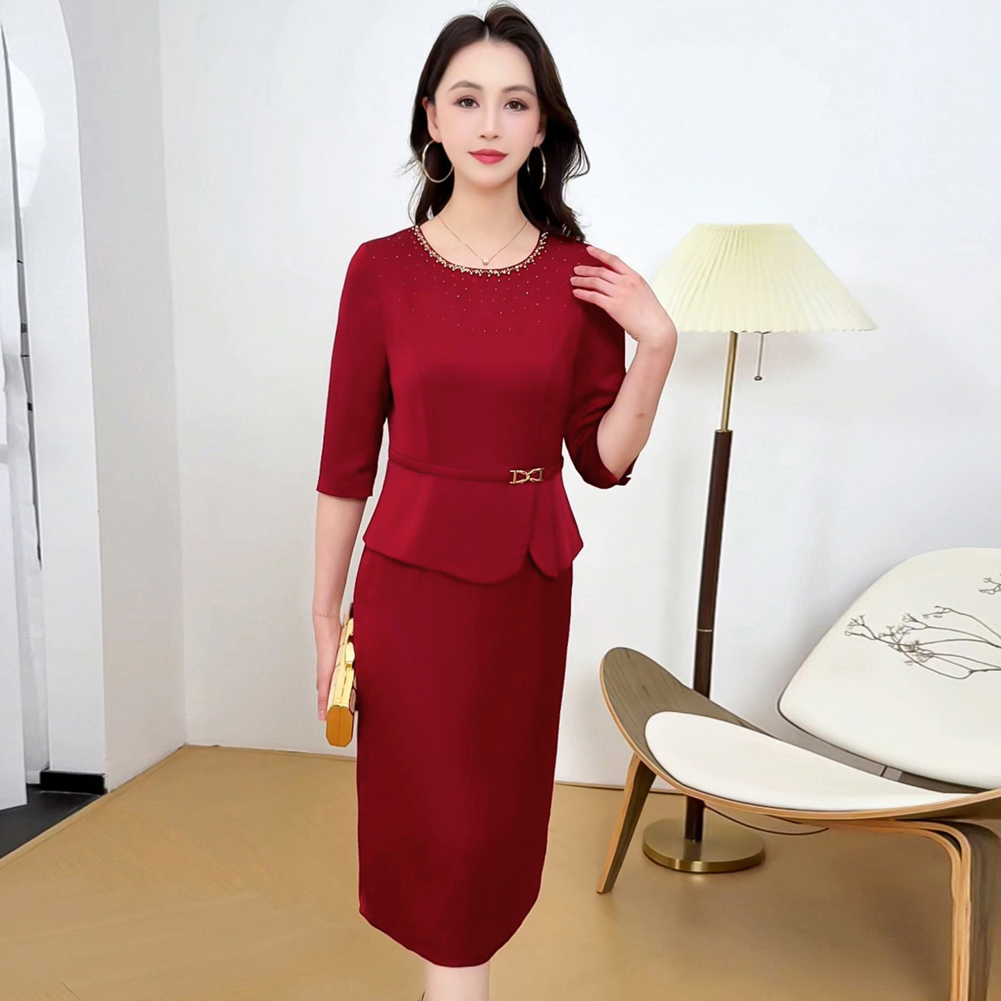 喜庆红春夏妈妈遮肚显瘦连衣裙