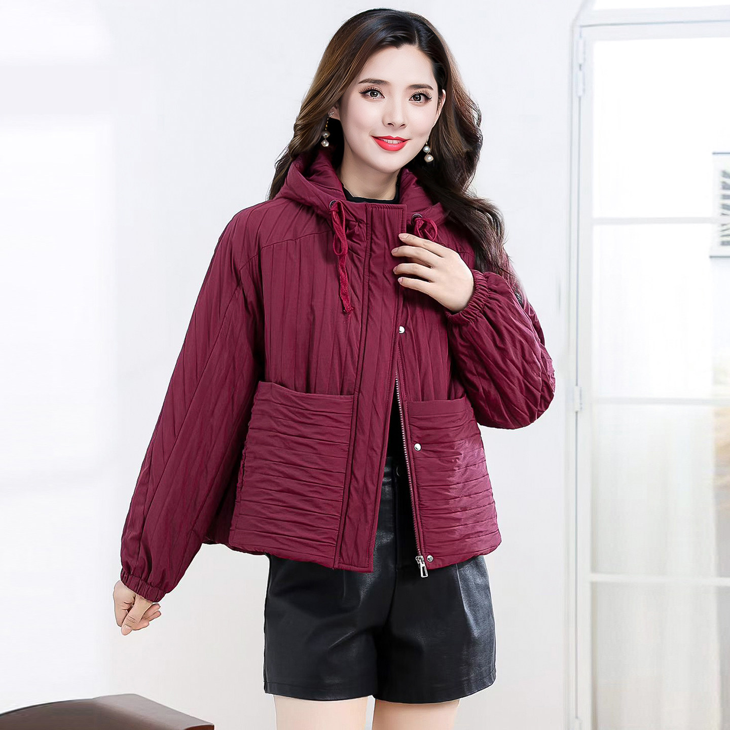 2025新款冬季时尚保暖棉服外套女短款加厚保暖棉衣时尚显年轻潮