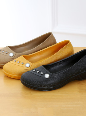 塑料软底妈妈鞋单鞋女舒适中年平底雨鞋中老年人洞洞鞋女鞋春秋款