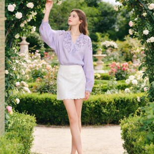 度假风刺绣镂空V领衬衫 法式 宽松 宝藏南油品质2026春新款 Gary