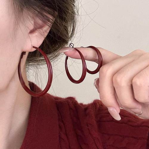 18K金酒红色素圈耳环大耳圈