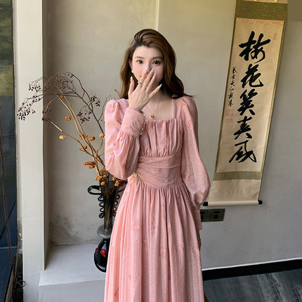 AM NANA秋冬法式气质打底连衣裙温柔风粉色仙女裙绝美长裙小个子