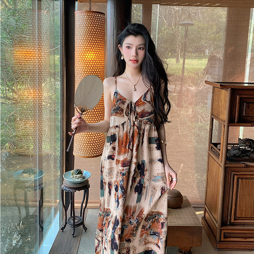 小个子宽松度假吊带裙