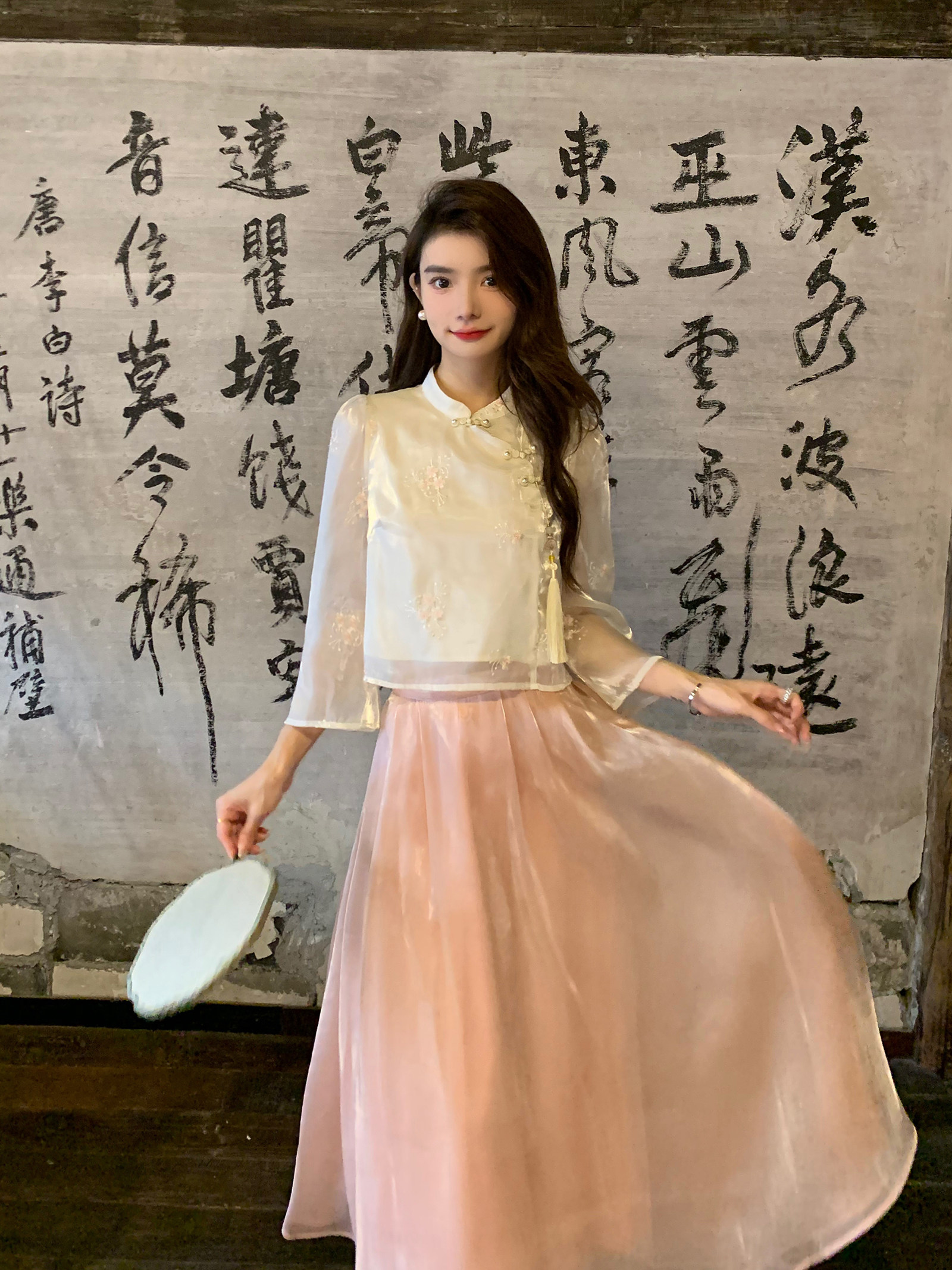 AM NANA NEW CHINESE HEAVY INDUSTRY SMALL PLUM BLOSSOM EMBROIDERED CARDIGAN STREAMER SATIN CHINESE STYLE BEAUTIFUL PLATE BUCKLE DRESS