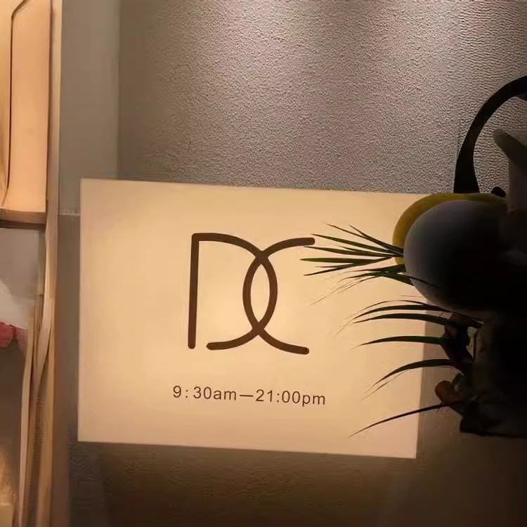 亚克力灯箱广告牌服装店门店咖啡店发光展示牌工作室门头招牌定制