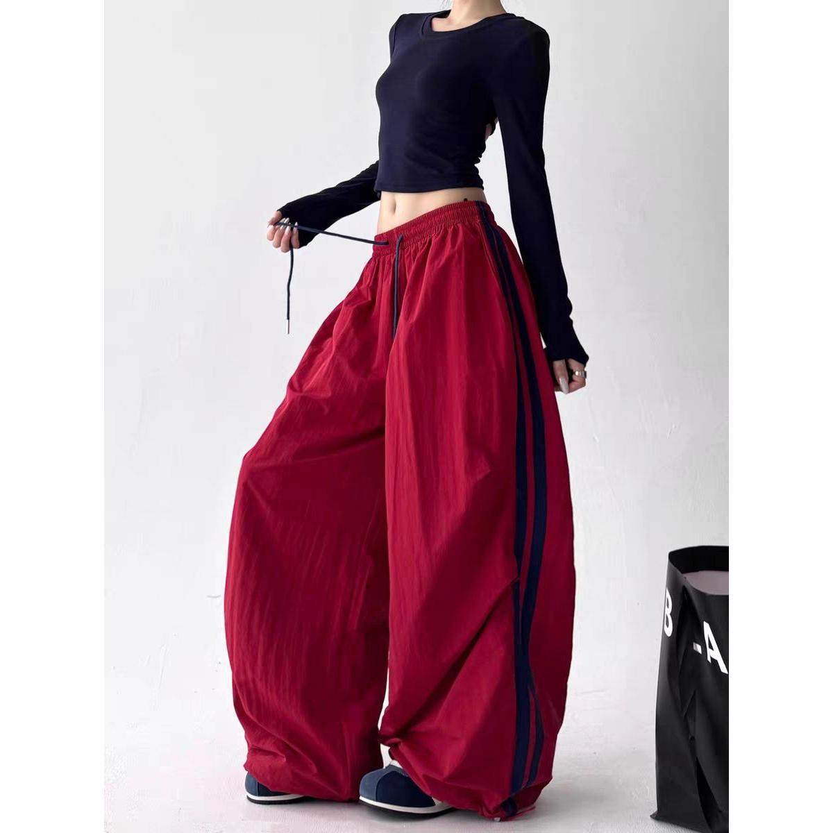 2026春季新款条纹阔腿裤女红色褶皱速干休闲工装裤高级感伞兵裤子,女装/女士精品,休闲裤,淘宝优惠券,粉丝福利购,淘宝优惠卷