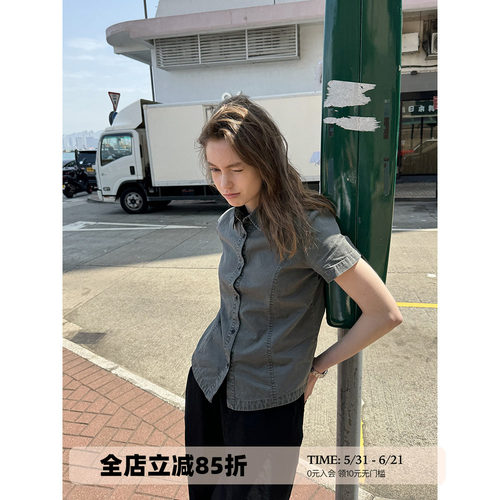 UNRETRO复古修身正肩短袖衬衫