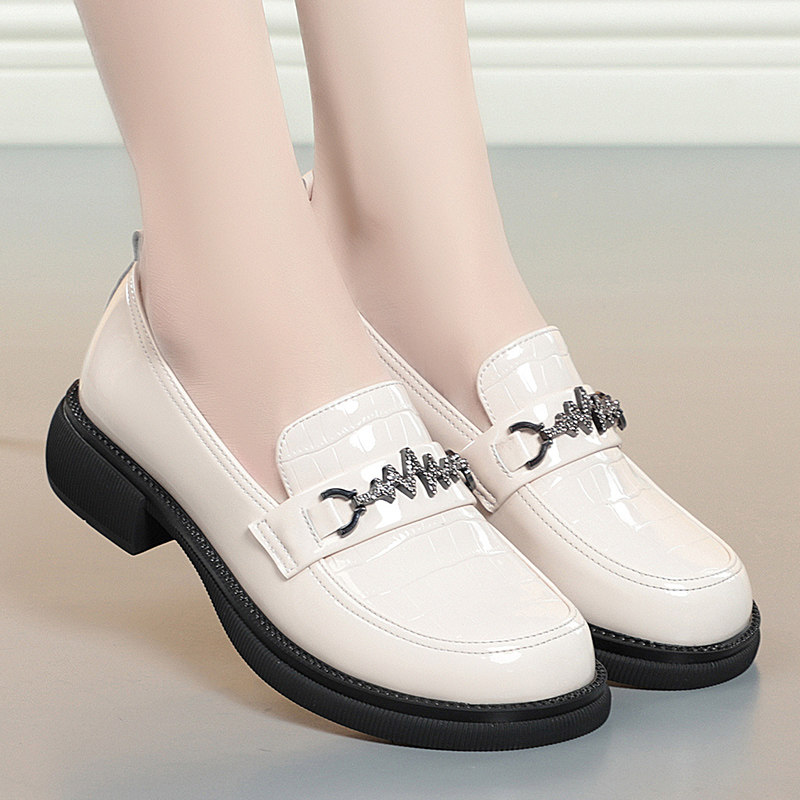 意尔康2026春季新款女单鞋正品真皮女鞋时尚休闲妈妈鞋牛皮鞋大码