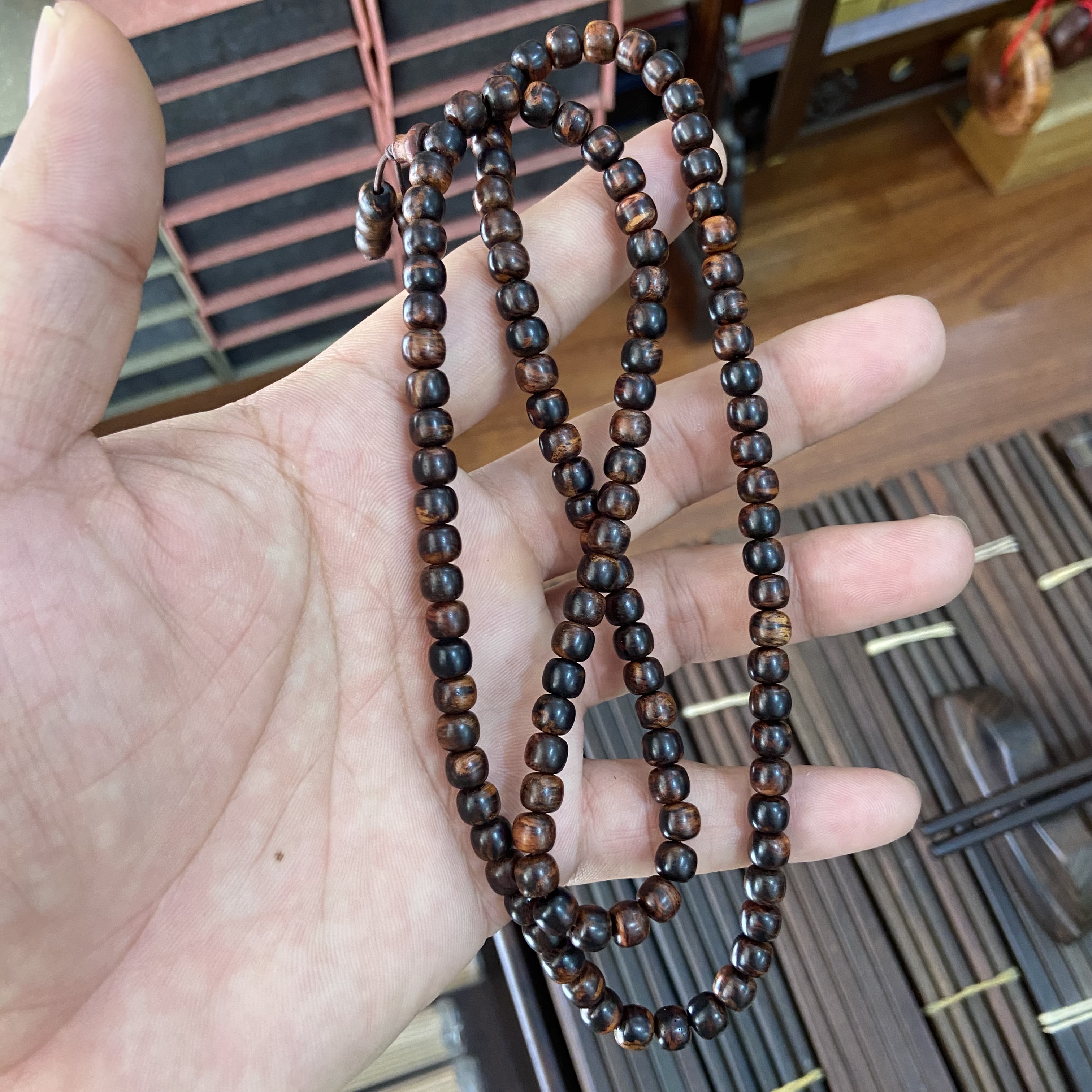 捡漏，越南黄花梨紫油梨老料高密料108颗手串男女沉水，一物一拍