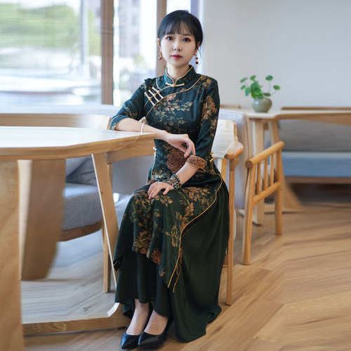 中年出门改良旗袍如意风素雅长裙