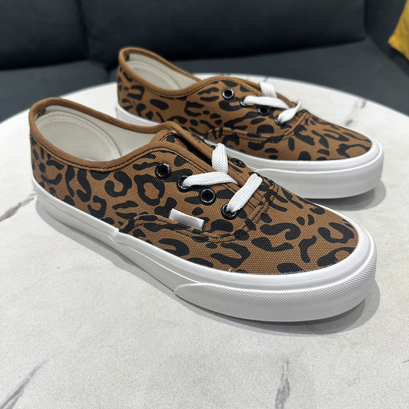 万斯同款时尚百搭低帮帆布鞋2023春季豹纹布鞋男士防滑板鞋潮男鞋