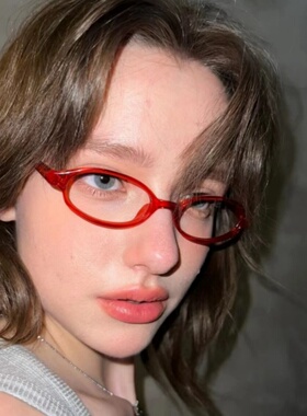 红色小方框眼镜时髦复古Y2K小红书近视平光镜学生萌妹cos漫画风潮