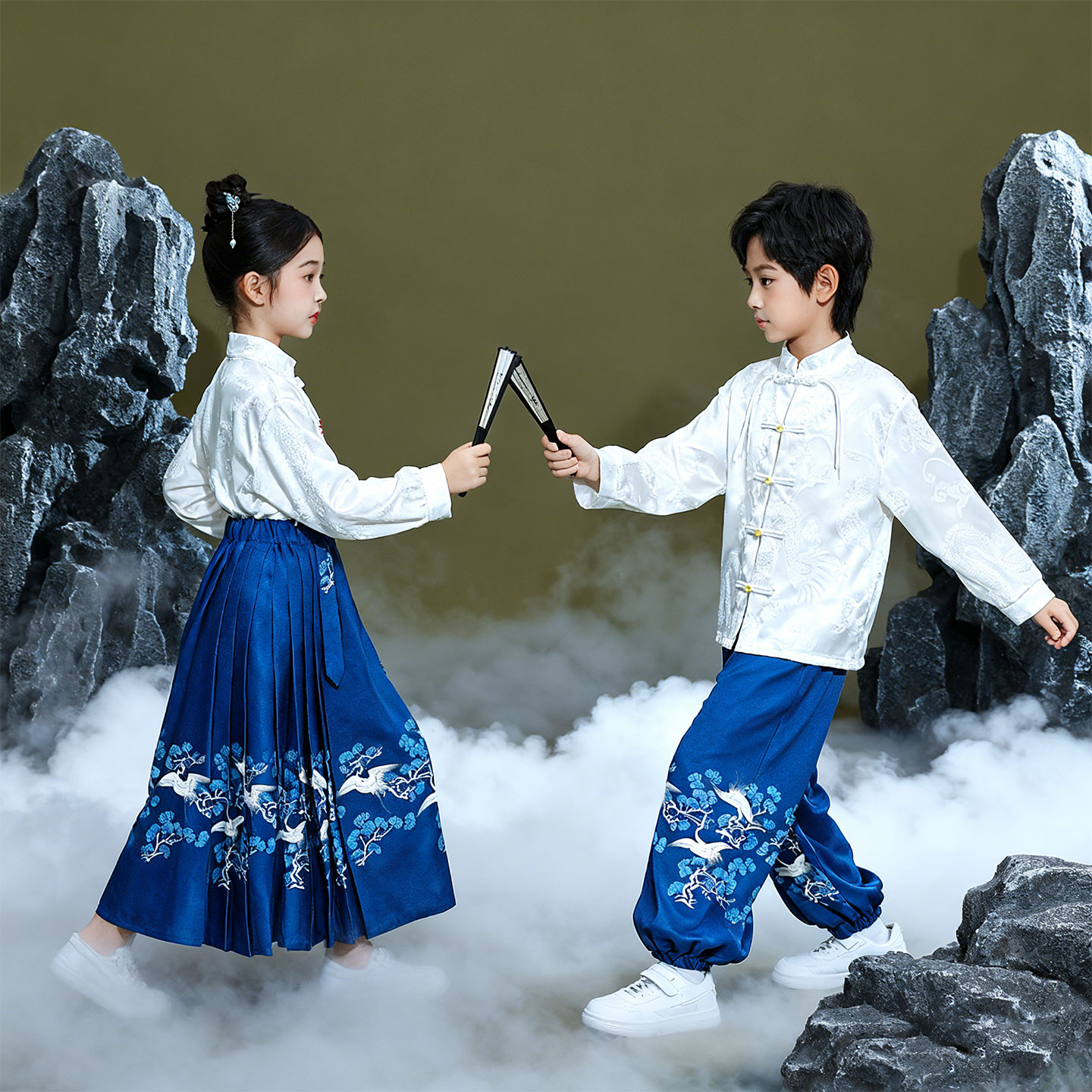 月亮照山川儿童舞蹈演出服装