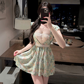 霏慕性感纯欲氛围感印花挂脖连衣裙御姐情侣约会制服晴趣qqny