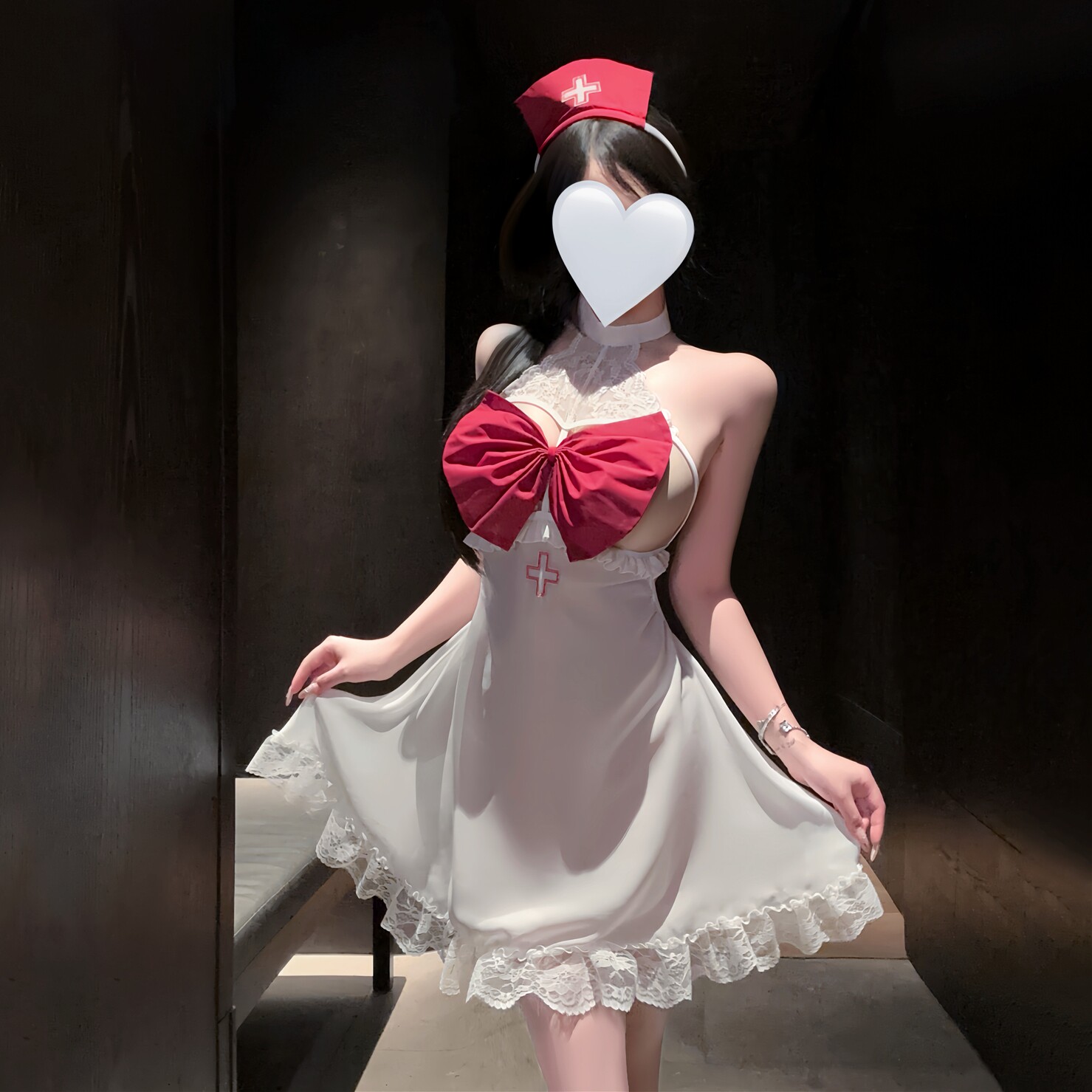 性感纯欲镂空蝴蝶结饰胸露背护士裙cos角色扮演约会制服晴趣qqny