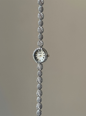 CHISTE椭圆形罗马磨砂面手表女时尚百搭高颜值轻奢链条式手表女