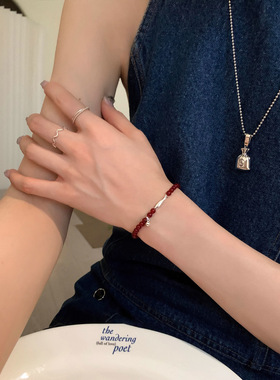 小众复古国风红色玛瑙小鱼手链女百搭小众高级感手饰送人节日礼物