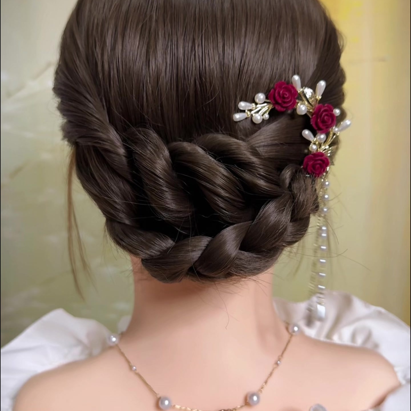 红色花朵u型发夹女款订婚旗袍