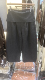 欧货2026秋冬设计感高腰屁帘毛呢阔腿裤女加厚宽松气质直筒九分裤