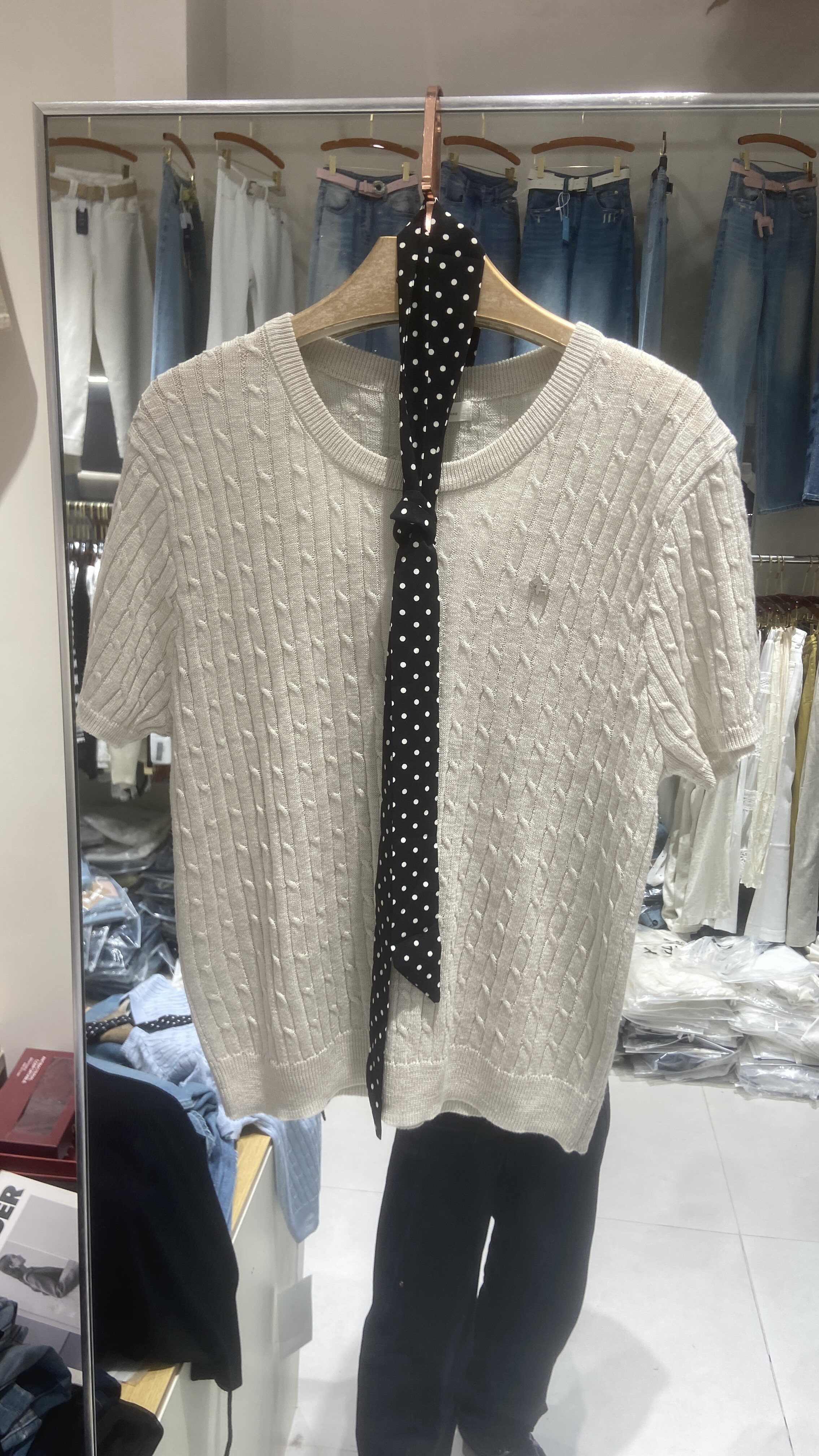 欧货韩系波点丝巾短袖针织衫女2026夏新款老钱风圆领麻花纹上衣潮