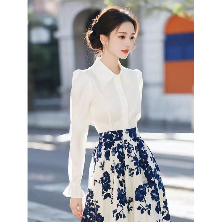 春季穿搭一整套名媛气质炸街时尚洋气高级感小香风白色碎花套装裙