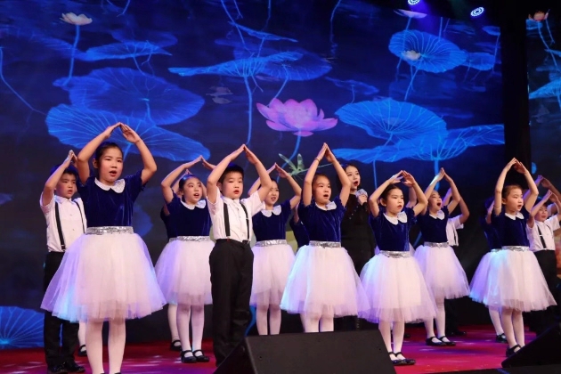 六一儿童节童声中小学生合唱团演出服男女童舞蹈诗歌朗诵表演服装