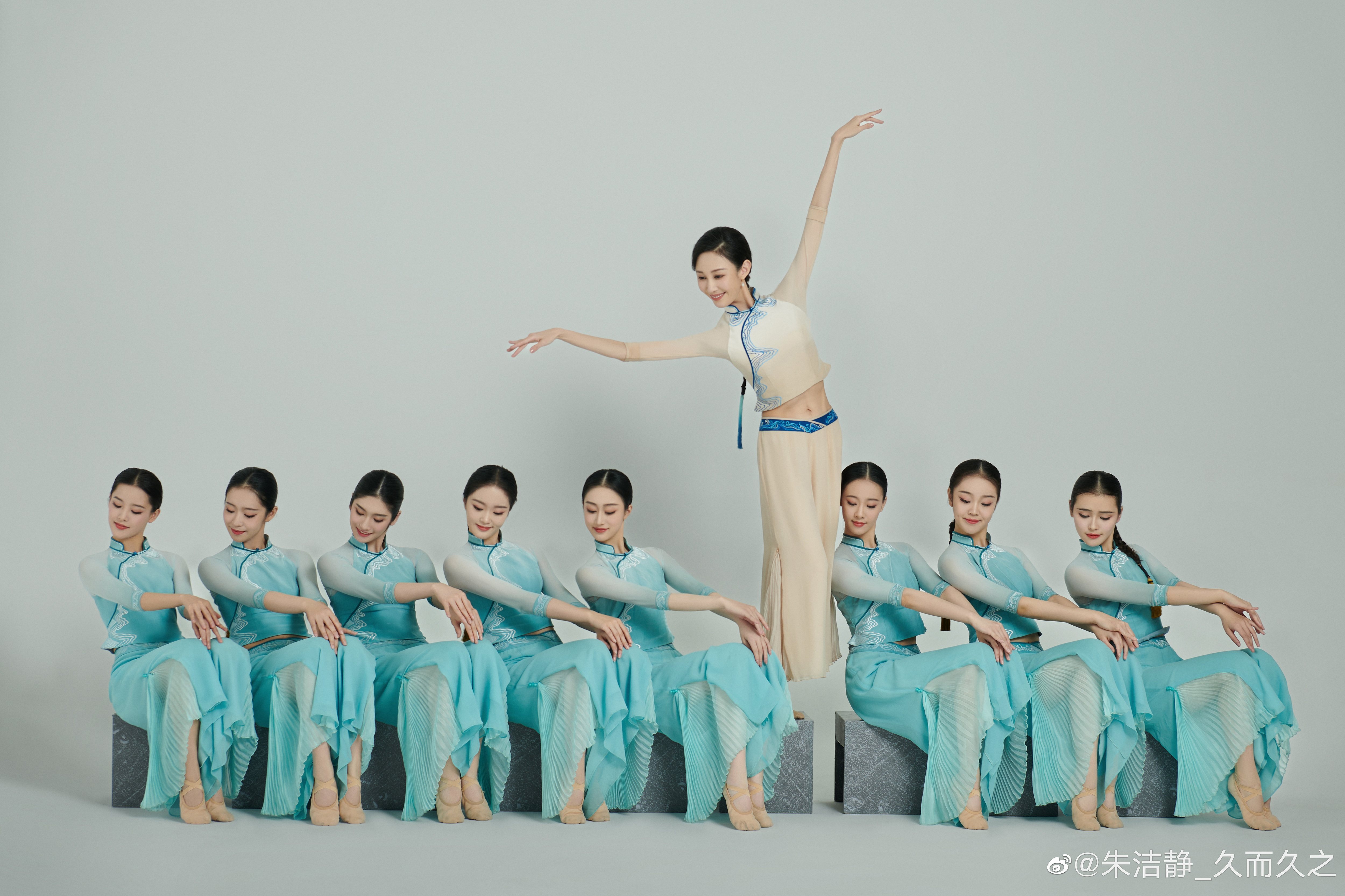 2023春晚碇步桥舞蹈服纱衣水清悠悠女子群舞服装汉服古典舞演出服