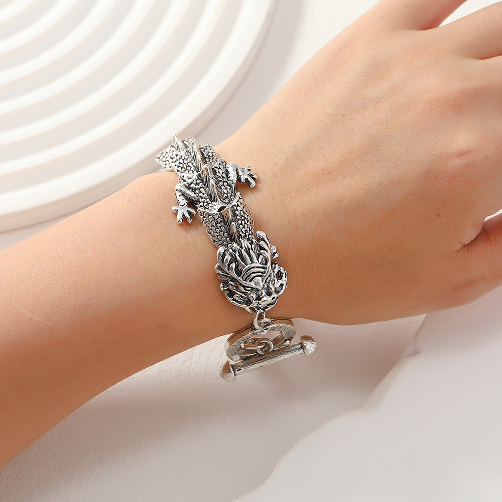 欧美时尚手镯合金手链朋克风女