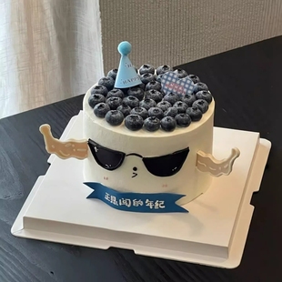 强壮肌肉手臂墨镜男生蛋糕装饰摆件健身正是闯的年纪生日甜品插件