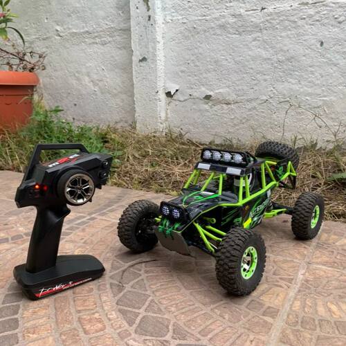 2.4G 2 4WD RC Off-Road Car RC Racing Car High Speed 12428 Of