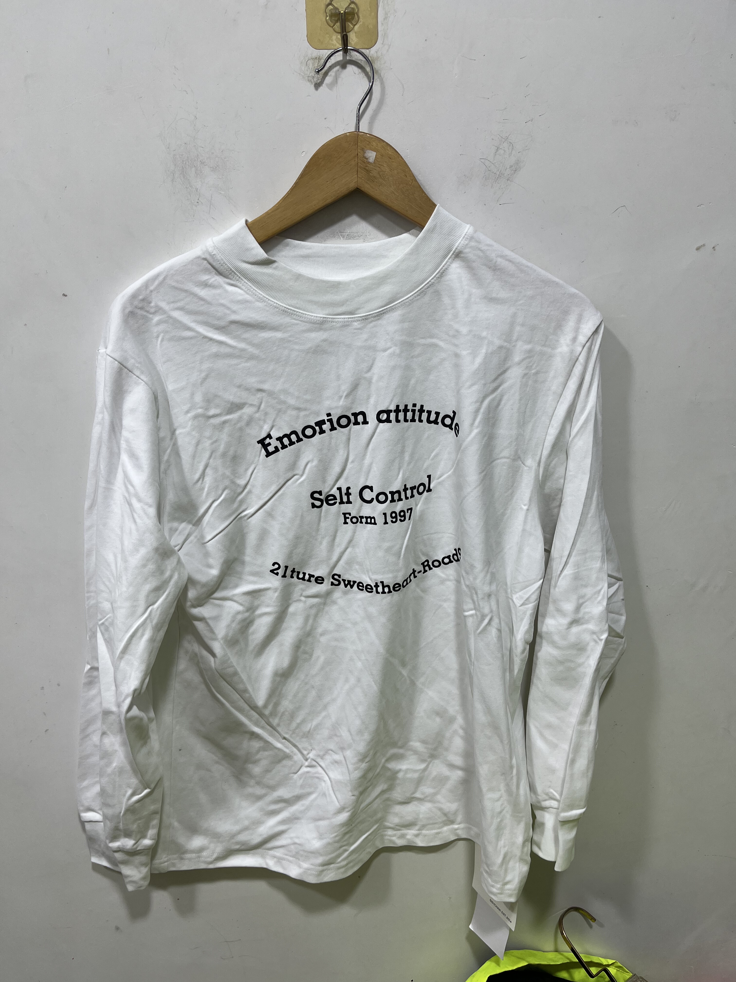 亏本清货春秋大码女装时尚百搭休闲潮牌长袖T恤上衣大版磨毛