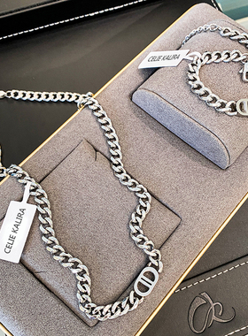 王嘉尔小猪鼻项链情侣手链