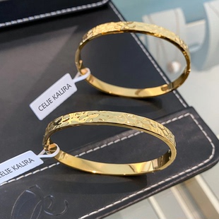 官方正品 KALRA金色简约不规则锤纹卡扣手镯气质男女手环 CELIE