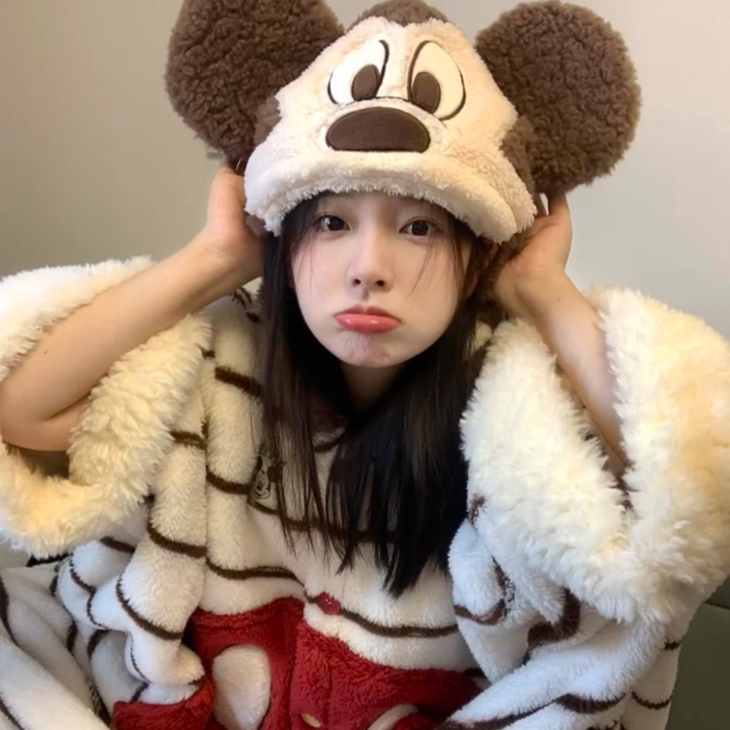 山吉米奇连帽睡袍女秋冬季珊瑚绒