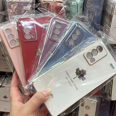 适用华为Mate70枫叶6D电镀手机壳