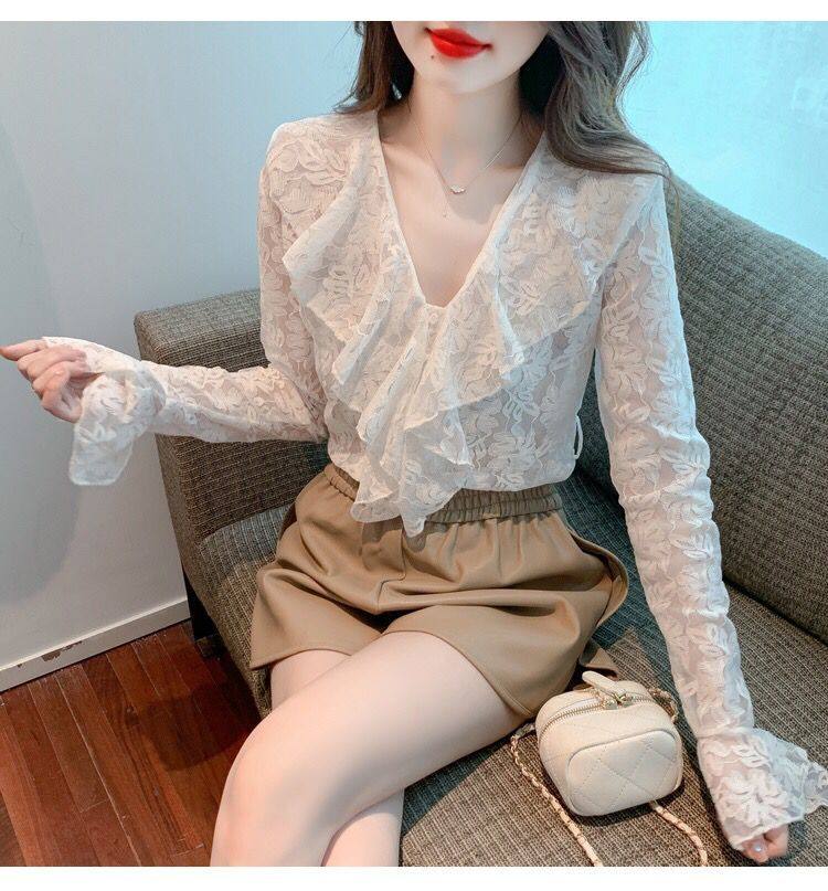 性感网纱V领蕾丝内搭打底衫女秋冬新款显瘦百搭上衣荷叶边透视衫