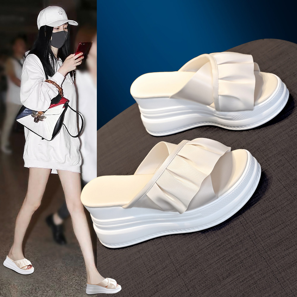 网红拖鞋女夏2024年新款外穿厚底高跟凉拖懒人一脚蹬休闲绸缎凉鞋