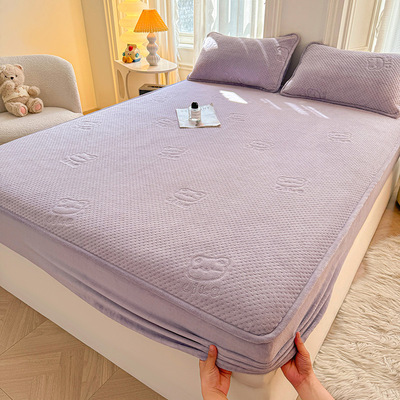 新款家用牛奶绒like小熊夹棉床笠
