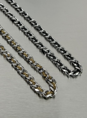 高街嘻哈古巴链男生项链男女ins小众设计感街头hiphop钛钢锁骨链