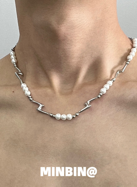 珍珠拼接异形闪电项链