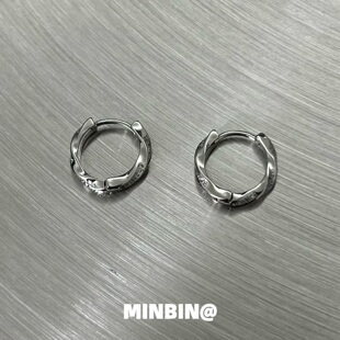 七美德莫比乌斯耳环小众高级感痞帅耳圈耳扣冷淡风耳钉男女耳饰潮