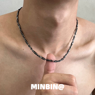 复古黑银色莫比乌斯项链男钛钢不掉色高级颈链小众设计锁骨链潮流