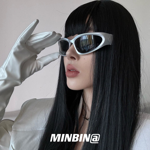 赛博朋克未来感墨镜高级感