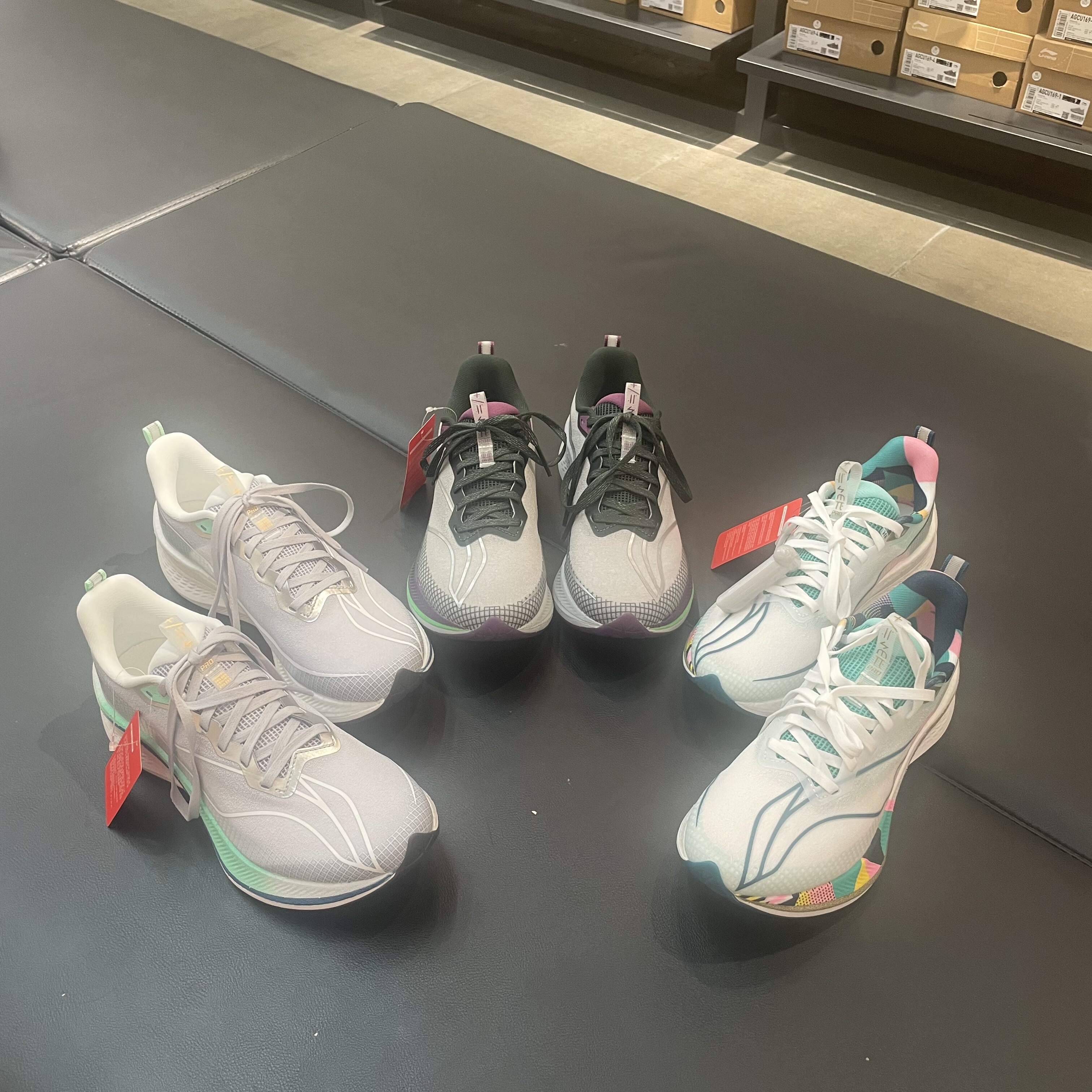 李宁女赤兔7PrO体考防滑跑步鞋