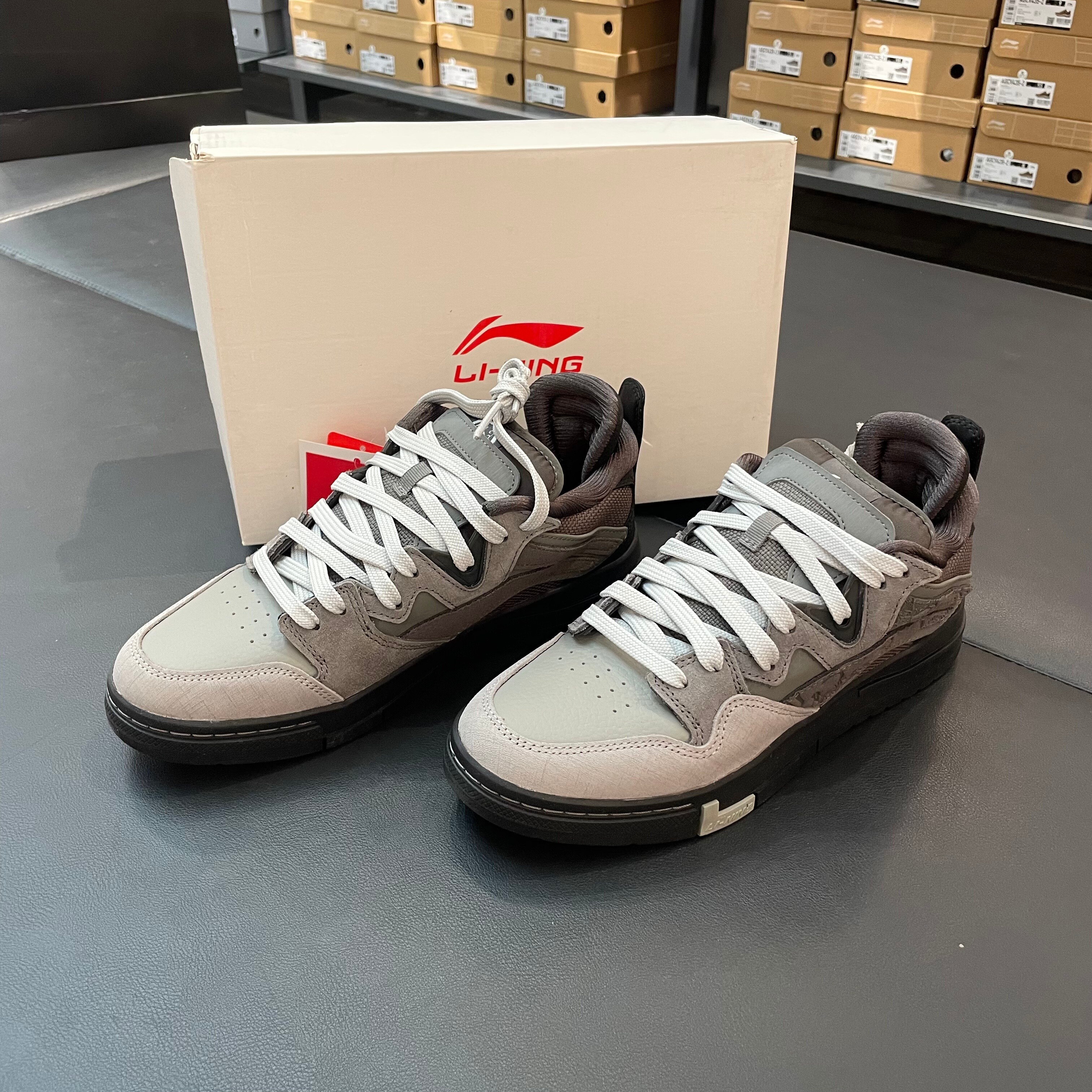 李宁男春新惟吾PRO经典运动鞋