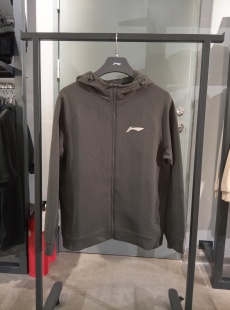 AWDU537 李宁2024秋冬新款 CBA专业系列篮球出场服训练连帽衫